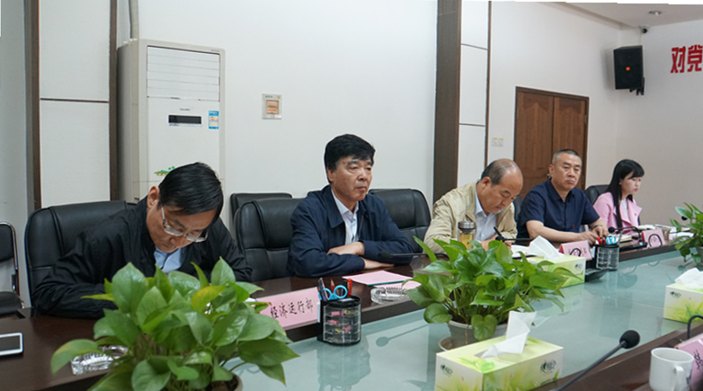 南京新问鼎娱乐资集团考察组来我集团举行考察交流